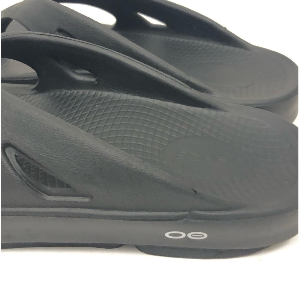 Oofos Flip Flops View 3